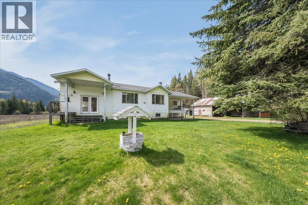275 Faulkner Road, Fruitvale, British Columbia  V0G 1L0 - Photo 19 - 10385211