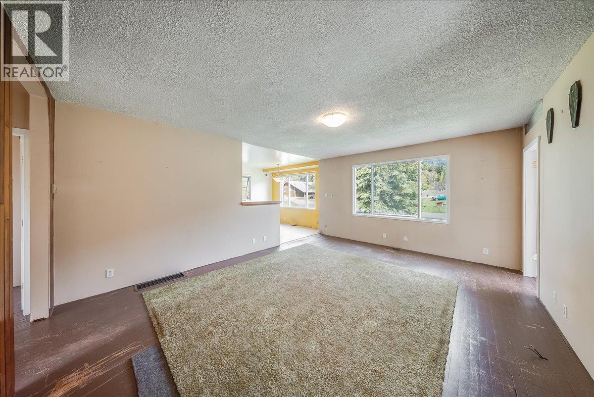 275 Faulkner Road, Fruitvale, British Columbia  V0G 1L0 - Photo 31 - 10385211