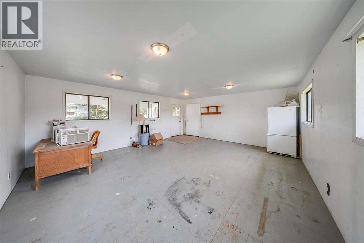 275 Faulkner Road, Fruitvale, British Columbia  V0G 1L0 - Photo 33 - 10385211