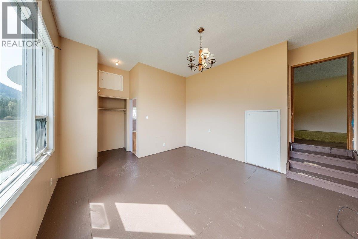 275 Faulkner Road, Fruitvale, British Columbia  V0G 1L0 - Photo 38 - 10385211