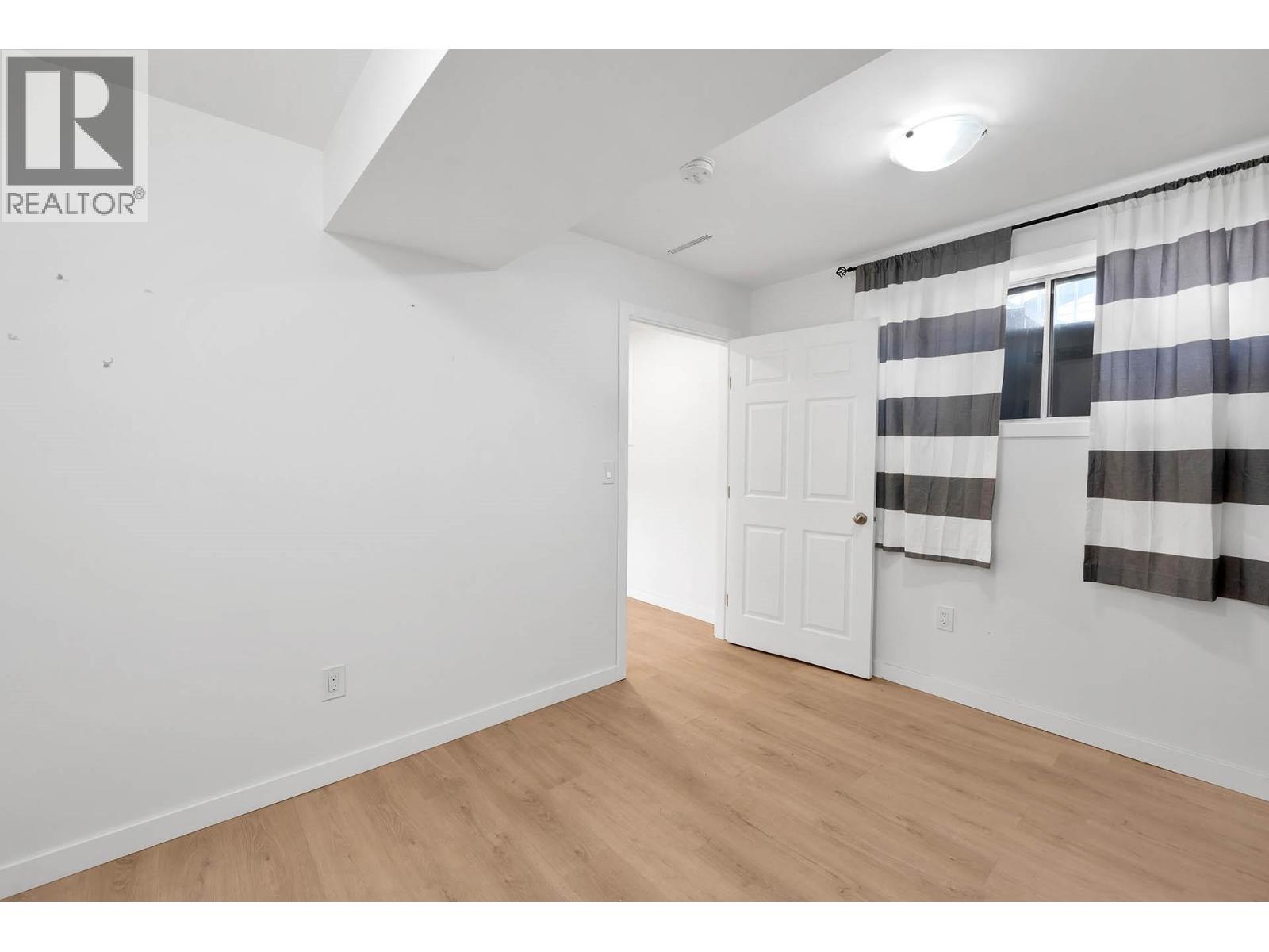 2436 Young Avenue, Kamloops, British Columbia  V2B 4M8 - Photo 33 - 10385539