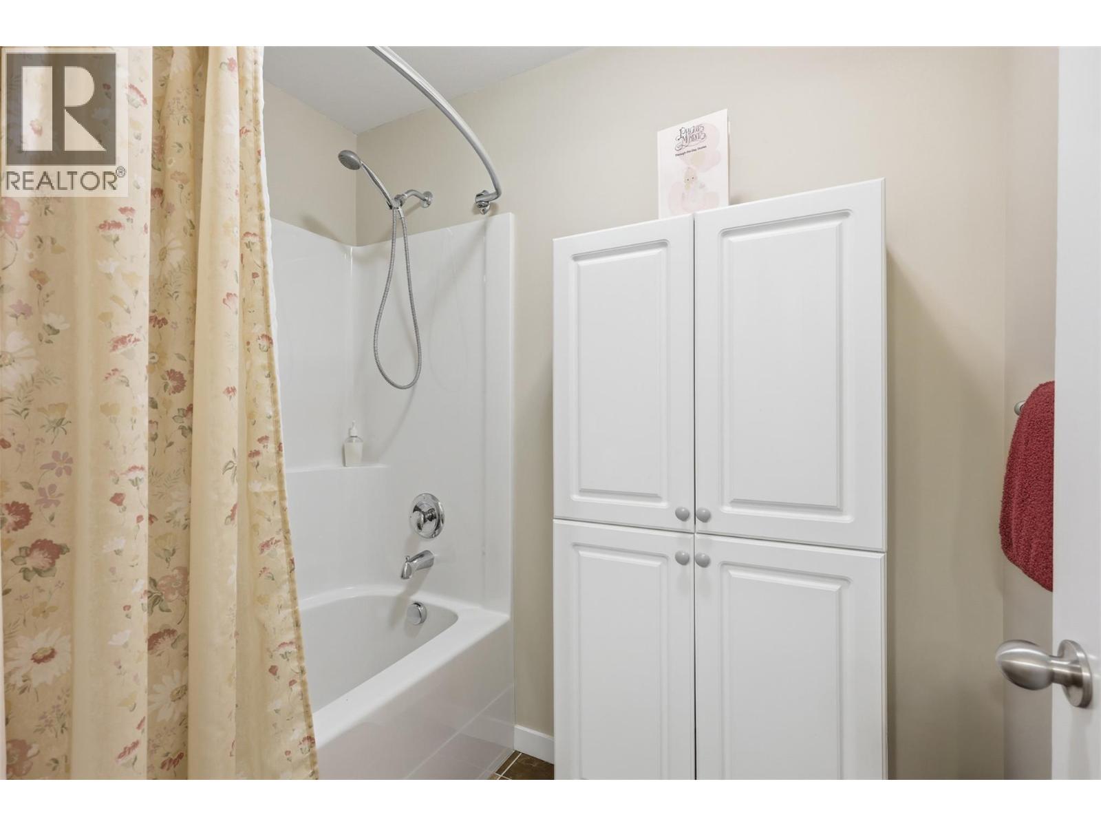930 Stagecoach Drive Unit# 5, Kamloops, British Columbia  V2B 0A9 - Photo 12 - 10384961