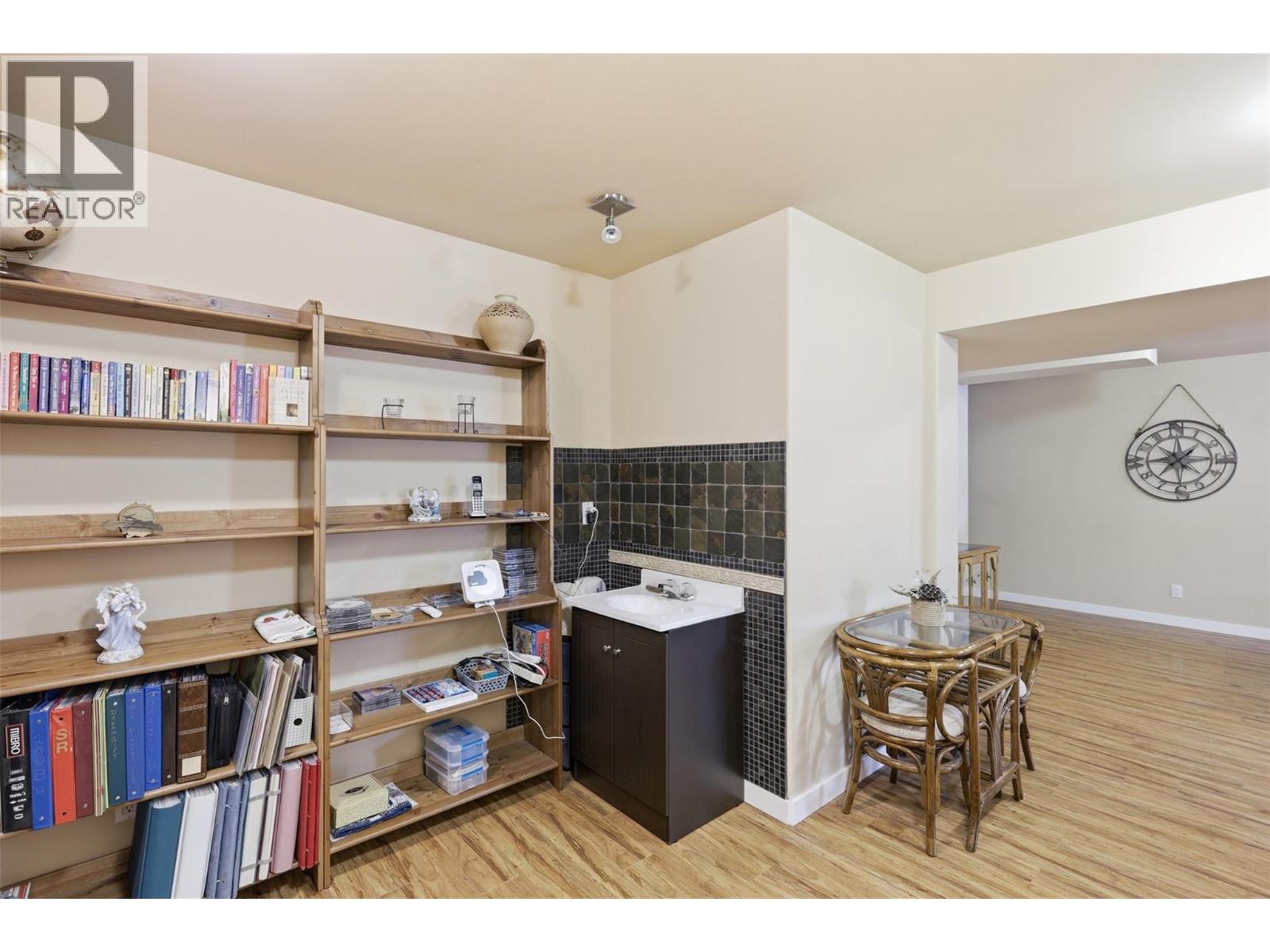 930 Stagecoach Drive Unit# 5, Kamloops, British Columbia  V2B 0A9 - Photo 15 - 10384961