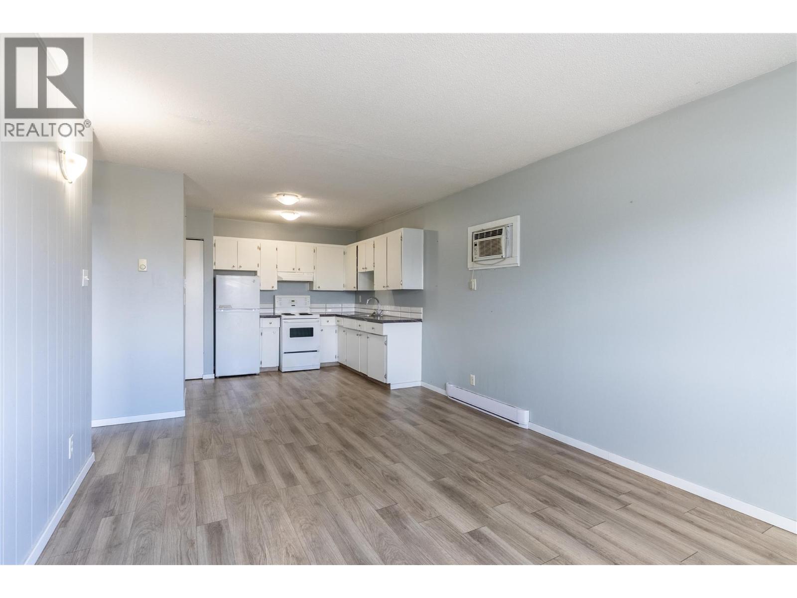 975 Tranquille Road, Kamloops, British Columbia  V2B 3J6 - Photo 5 - 10385613