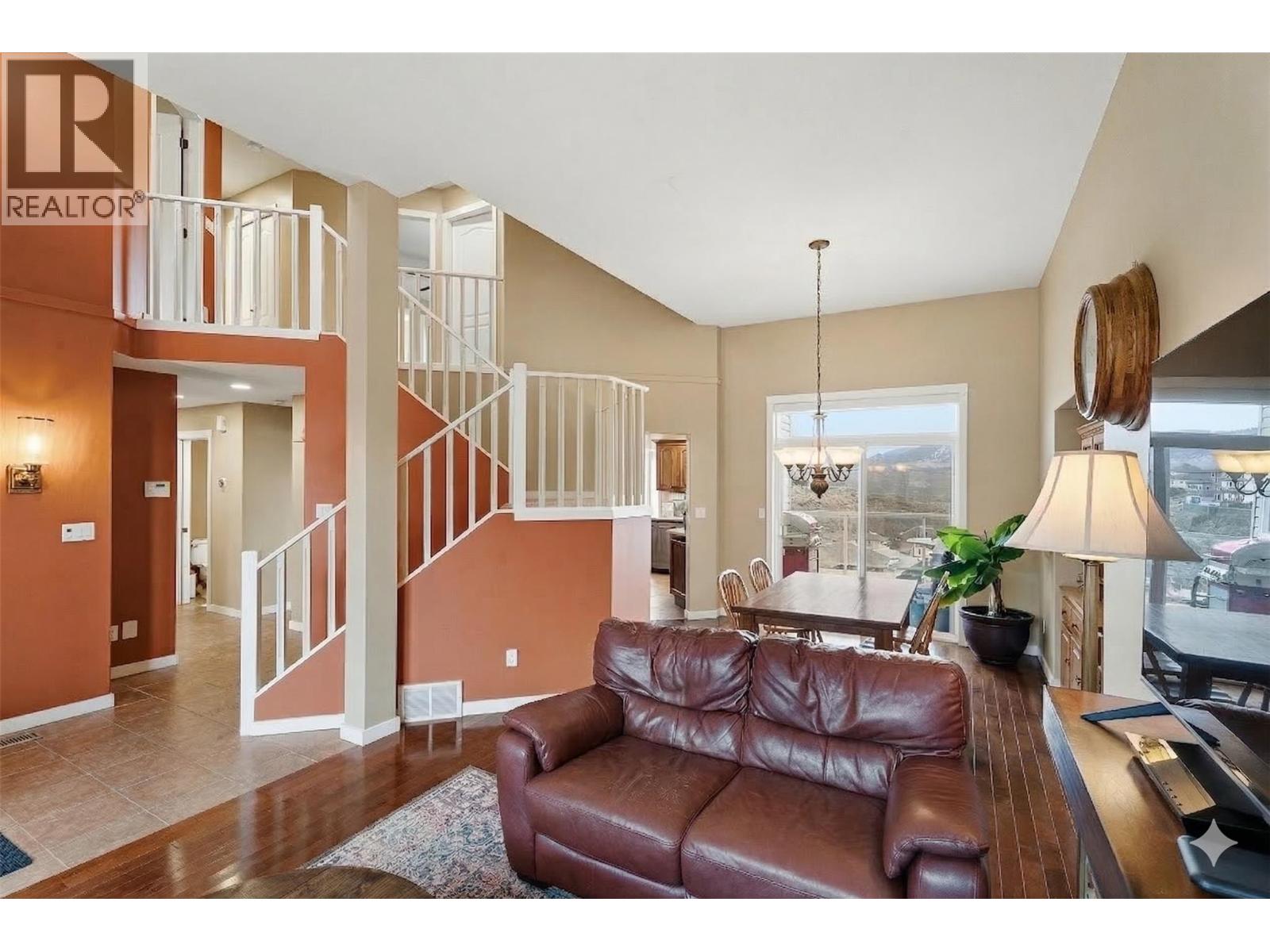 1872 Red Tail Crescent, Kamloops, British Columbia  V2B 8S9 - Photo 11 - 10385614