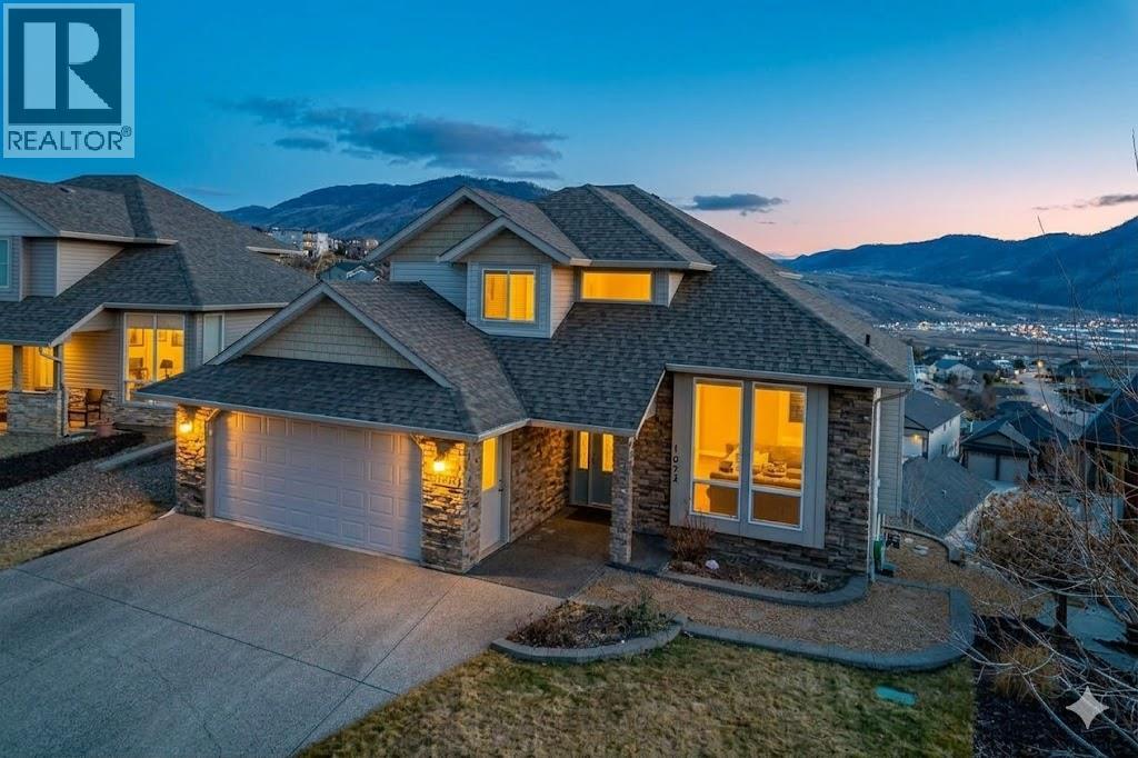 1872 Red Tail Crescent, Kamloops, British Columbia  V2B 8S9 - Photo 2 - 10385614