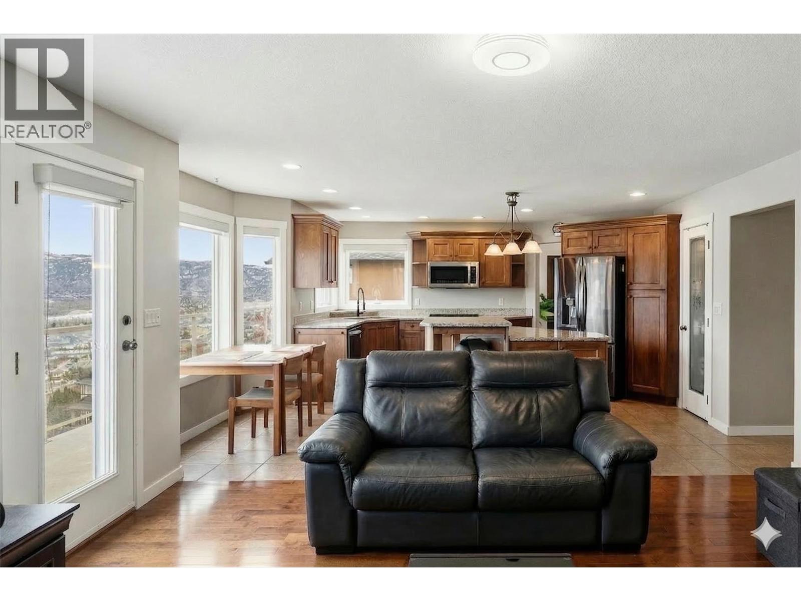 1872 Red Tail Crescent, Kamloops, British Columbia  V2B 8S9 - Photo 26 - 10385614