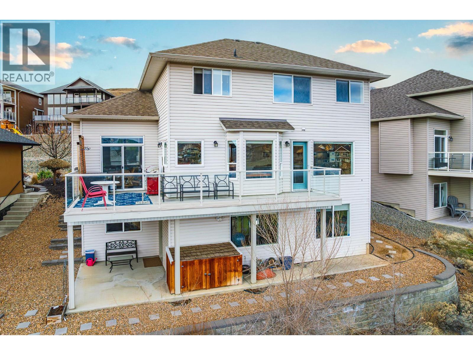 1872 Red Tail Crescent, Kamloops, British Columbia  V2B 8S9 - Photo 5 - 10385614