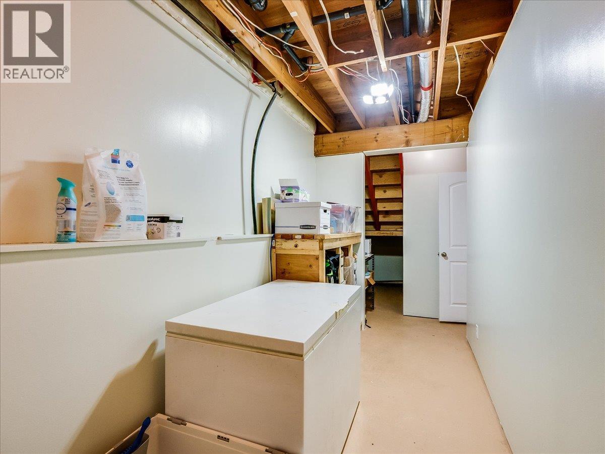 6810 & 6814 Brooks Road, Appledale, British Columbia  V0G 2J0 - Photo 47 - 10384102
