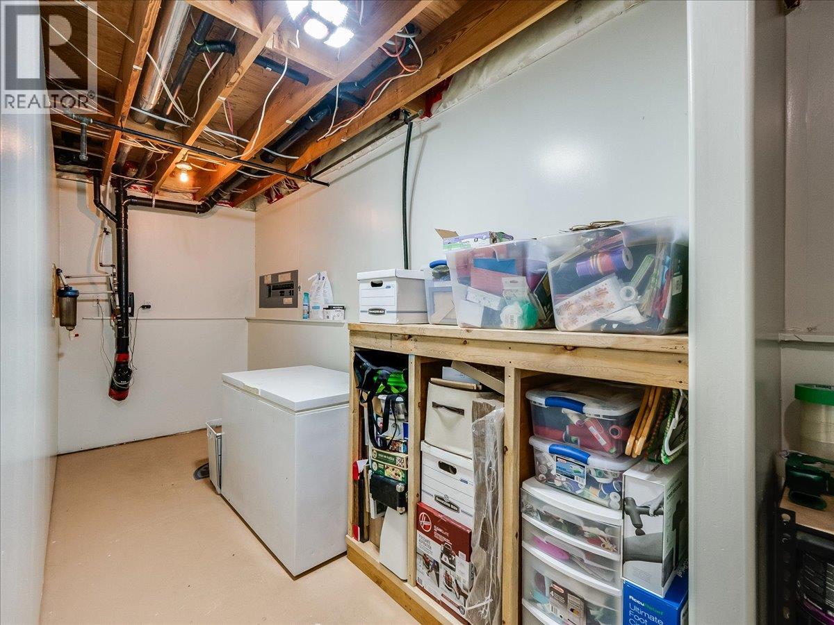 6810 & 6814 Brooks Road, Appledale, British Columbia  V0G 2J0 - Photo 48 - 10384102