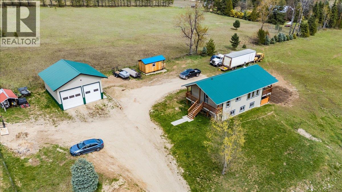 6810 & 6814 Brooks Road, Appledale, British Columbia  V0G 2J0 - Photo 49 - 10384102
