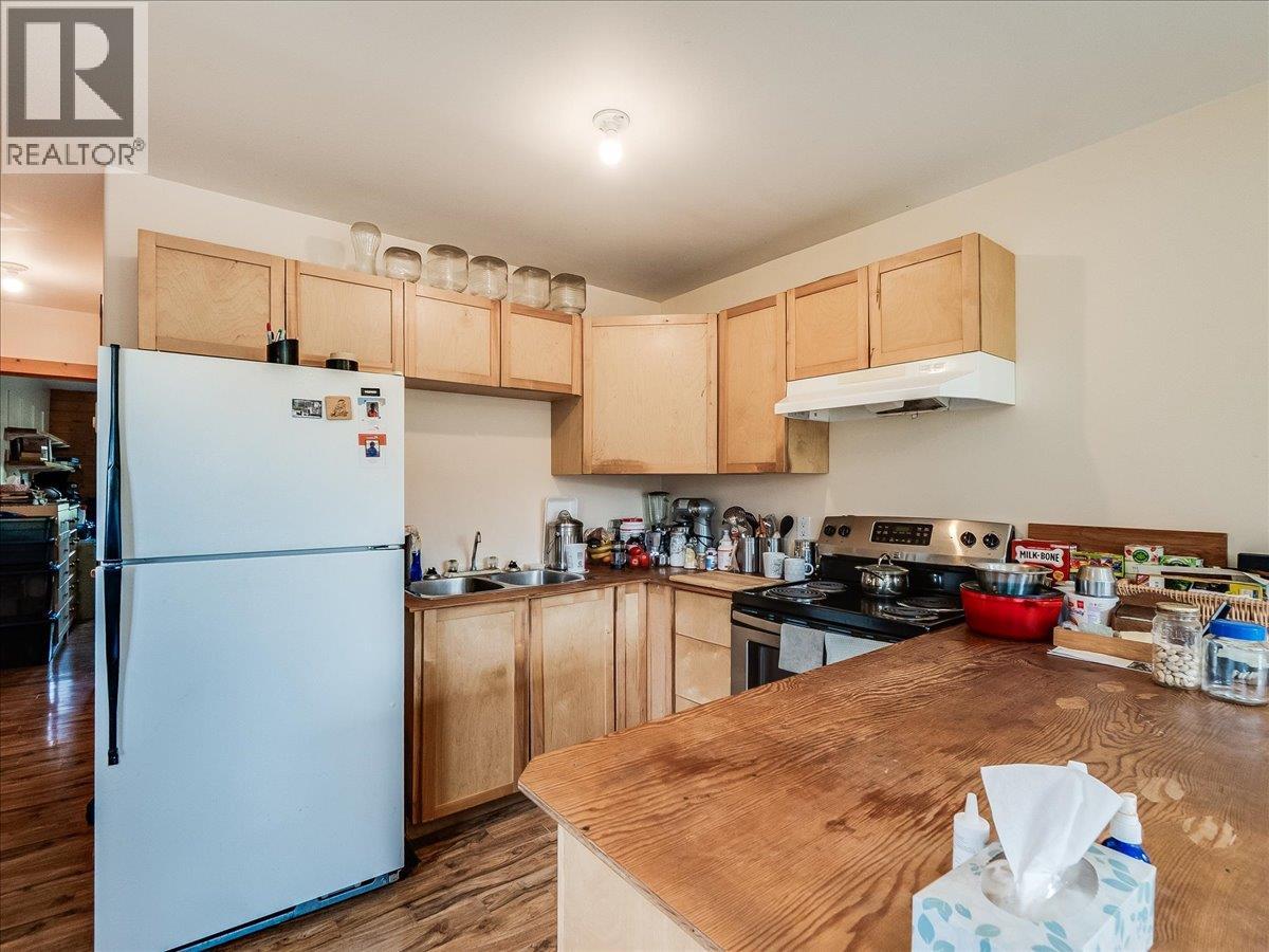 6810 & 6814 Brooks Road, Appledale, British Columbia  V0G 2J0 - Photo 65 - 10384102