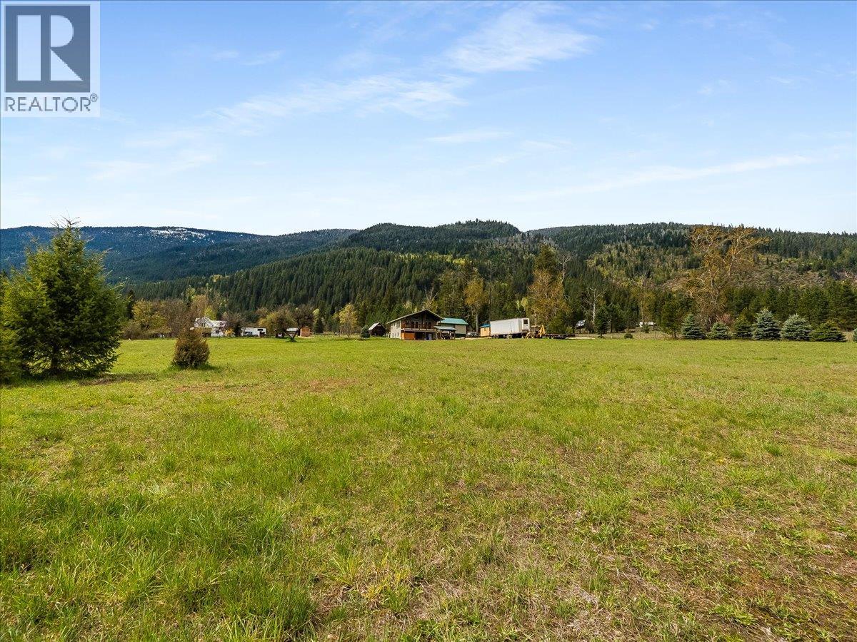 6810 & 6814 Brooks Road, Appledale, British Columbia  V0G 2J0 - Photo 79 - 10384102