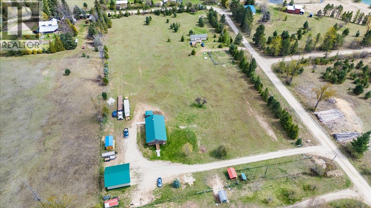 6810 & 6814 Brooks Road, Appledale, British Columbia  V0G 2J0 - Photo 82 - 10384102