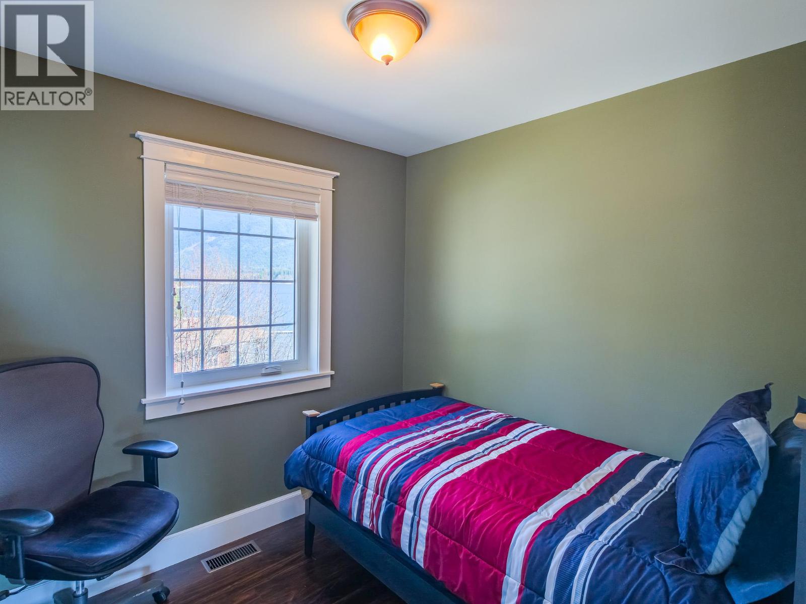 5916 Highway 3a Highway, Balfour, British Columbia  V2Y 1M2 - Photo 36 - 10385252