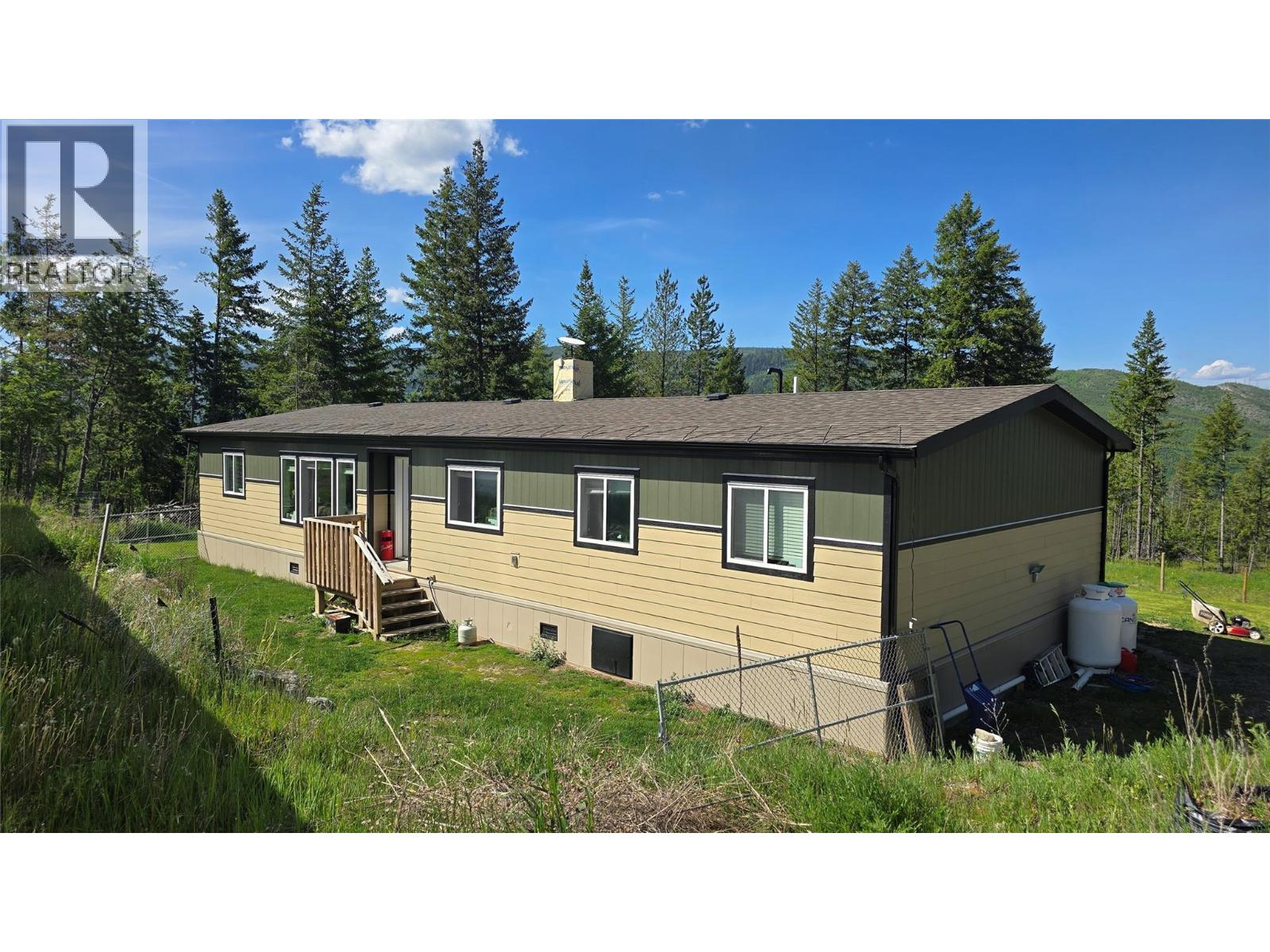 3341 Glengrove Road, Barriere, British Columbia  V0E 2E0 - Photo 16 - 10385635