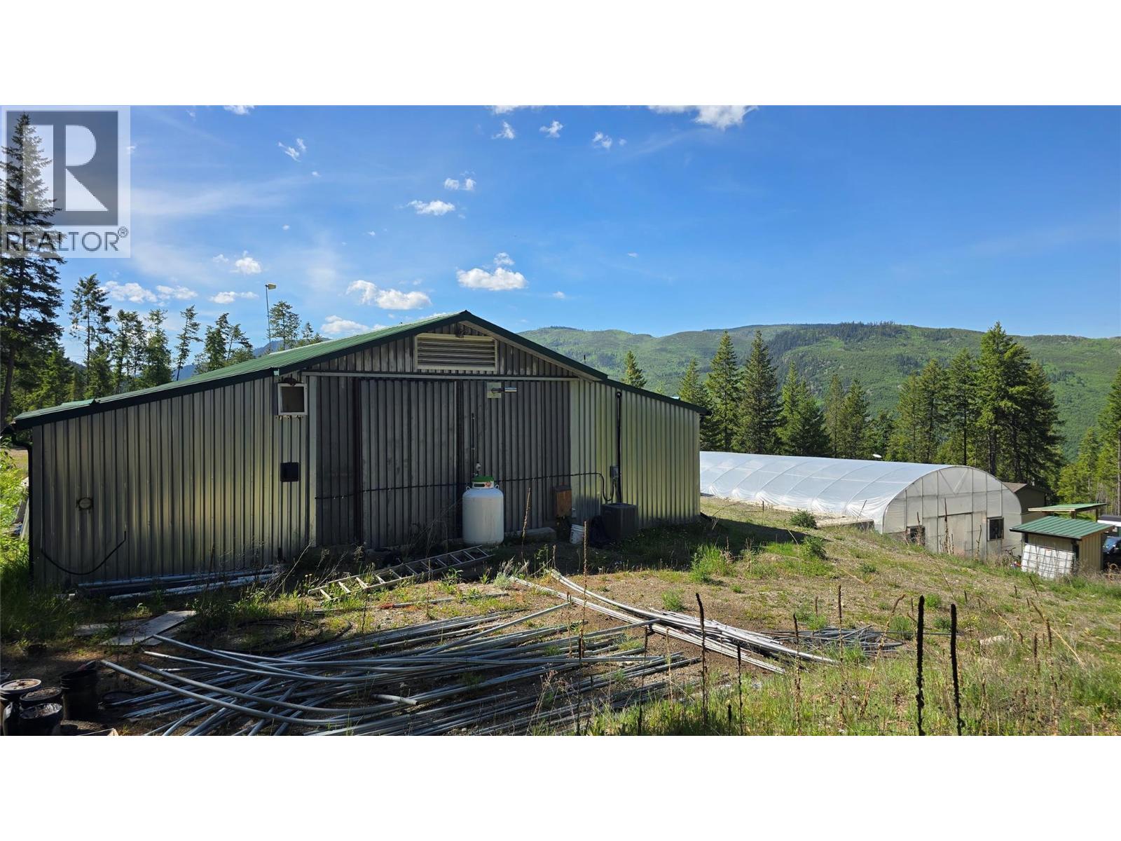 3341 Glengrove Road, Barriere, British Columbia  V0E 2E0 - Photo 25 - 10385635