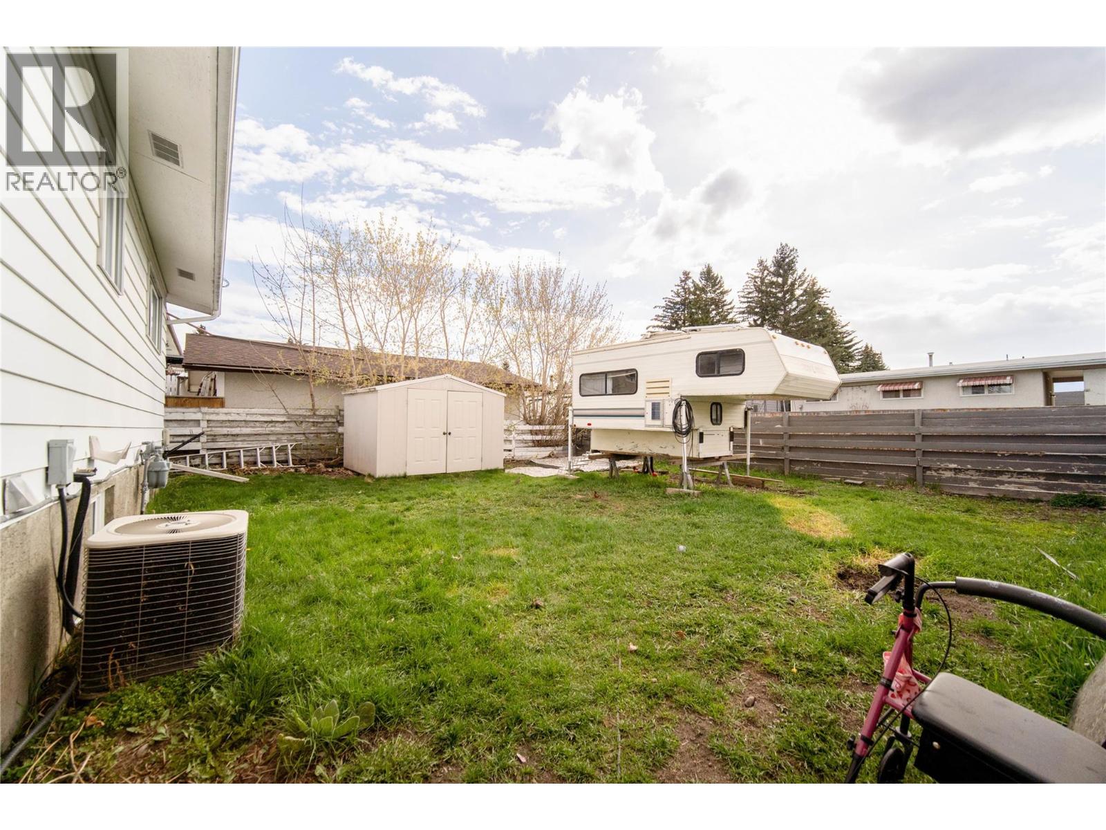 1213 10th Avenue S, Cranbrook, British Columbia  V1C 2N7 - Photo 38 - 10385587