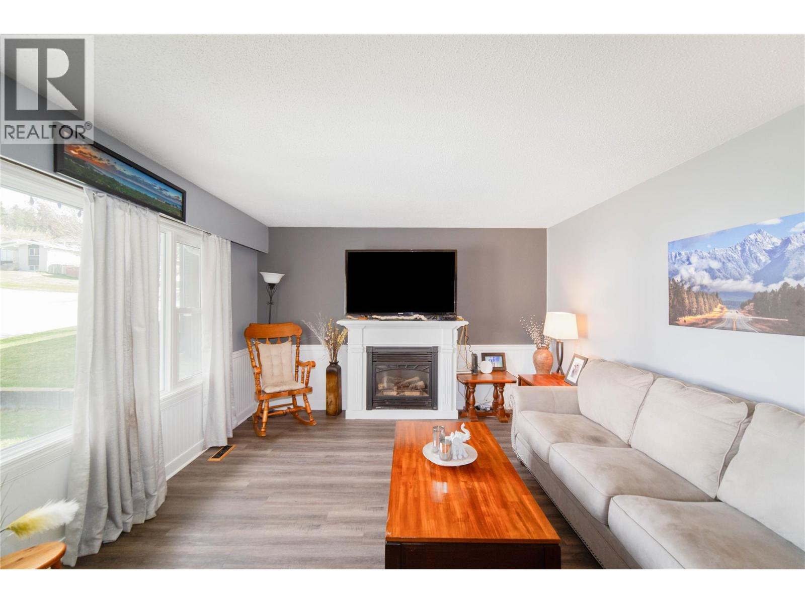 1213 10th Avenue S, Cranbrook, British Columbia  V1C 2N7 - Photo 5 - 10385587