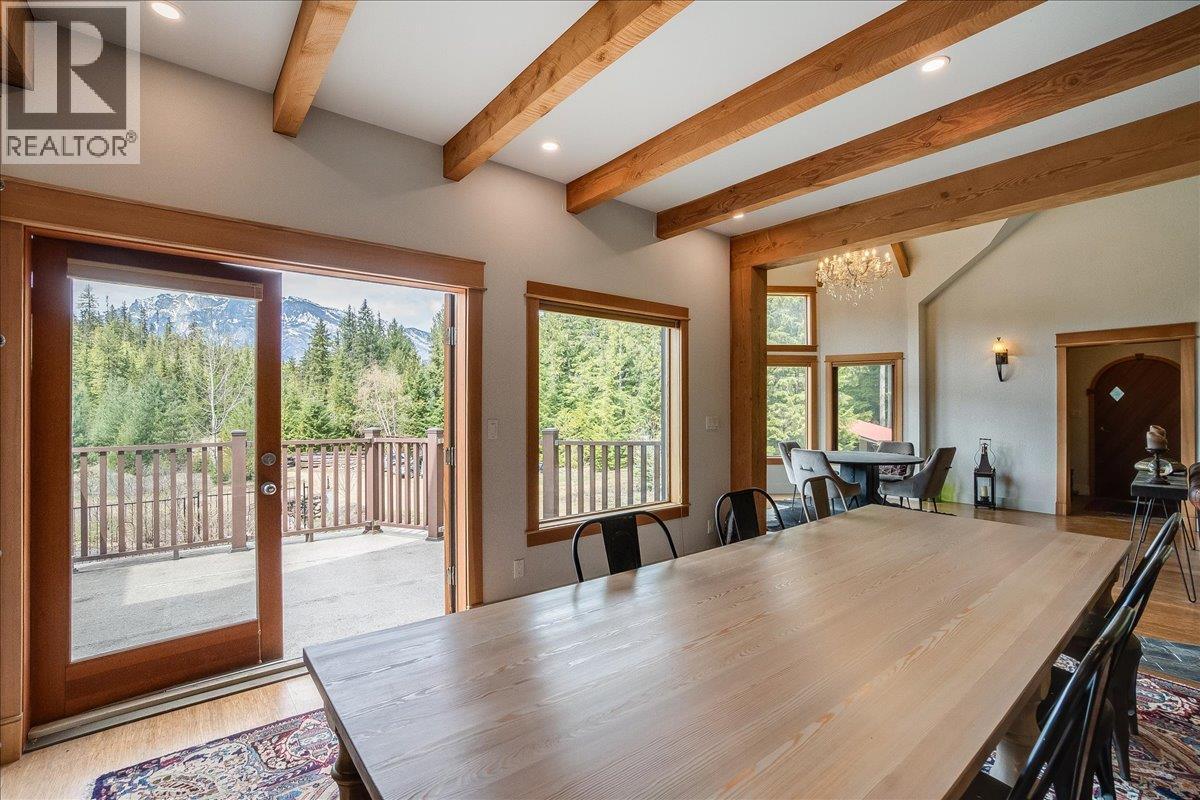 8751 6 Highway, Silverton, British Columbia  V9G 1S0 - Photo 10 - 10385120