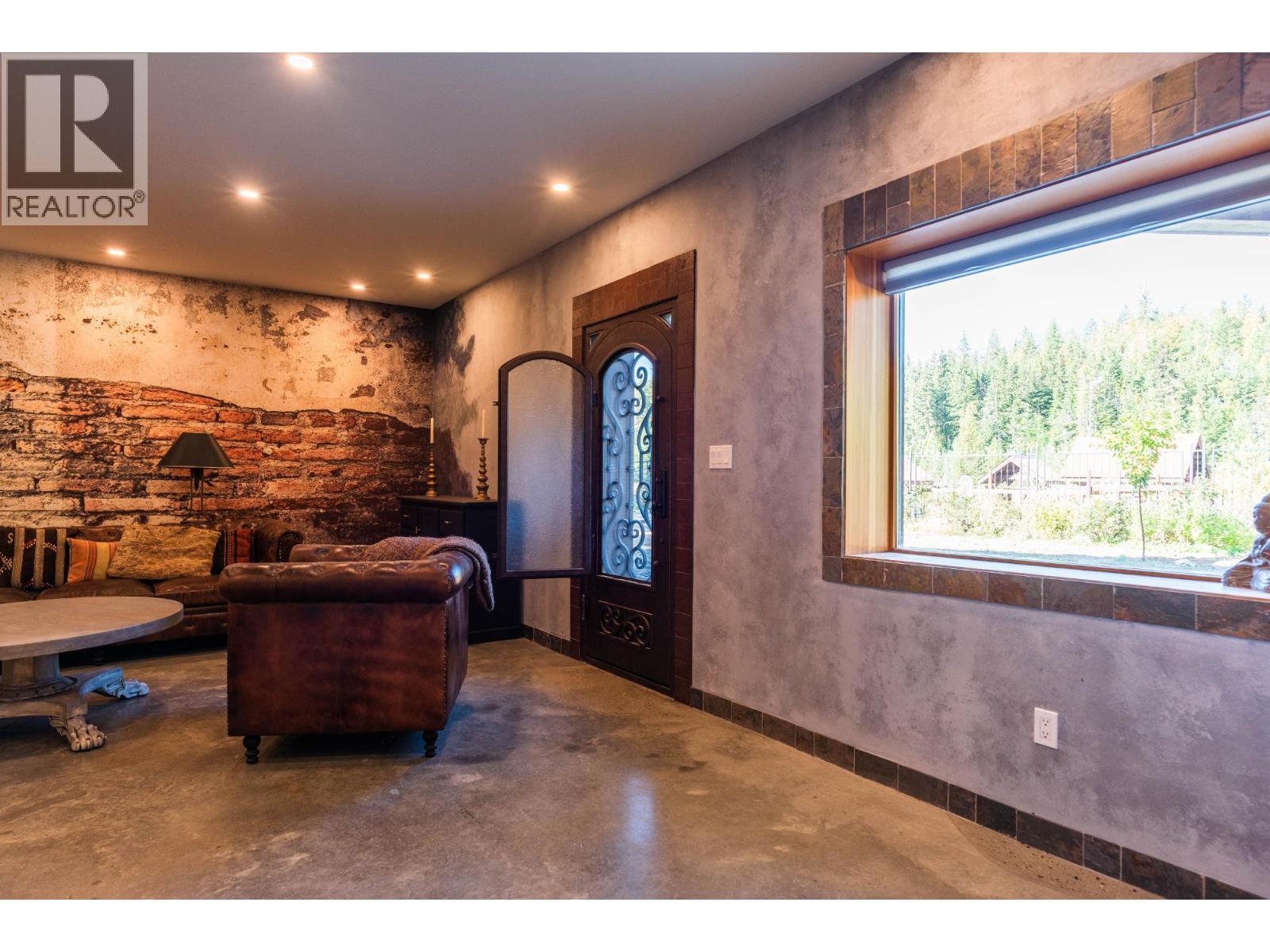 8751 6 Highway, Silverton, British Columbia  V9G 1S0 - Photo 37 - 10385120