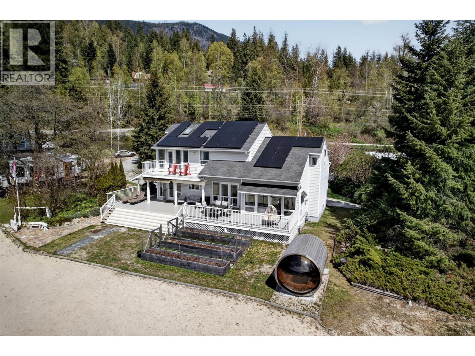 4570 3a Highway, Nelson, British Columbia  V1L 6N3 - Photo 65 - 10381437