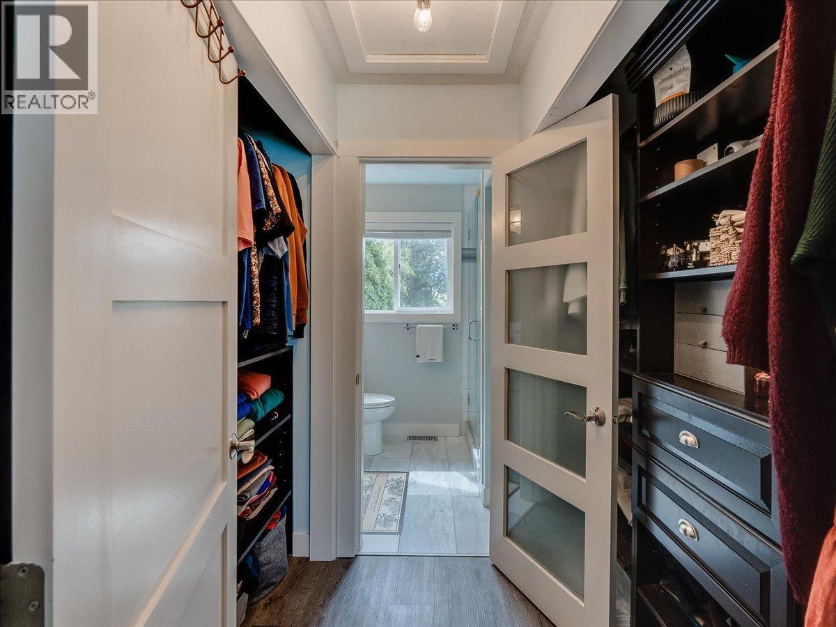 148 100th Street, Castlegar, British Columbia  V1N 3C5 - Photo 27 - 10385327