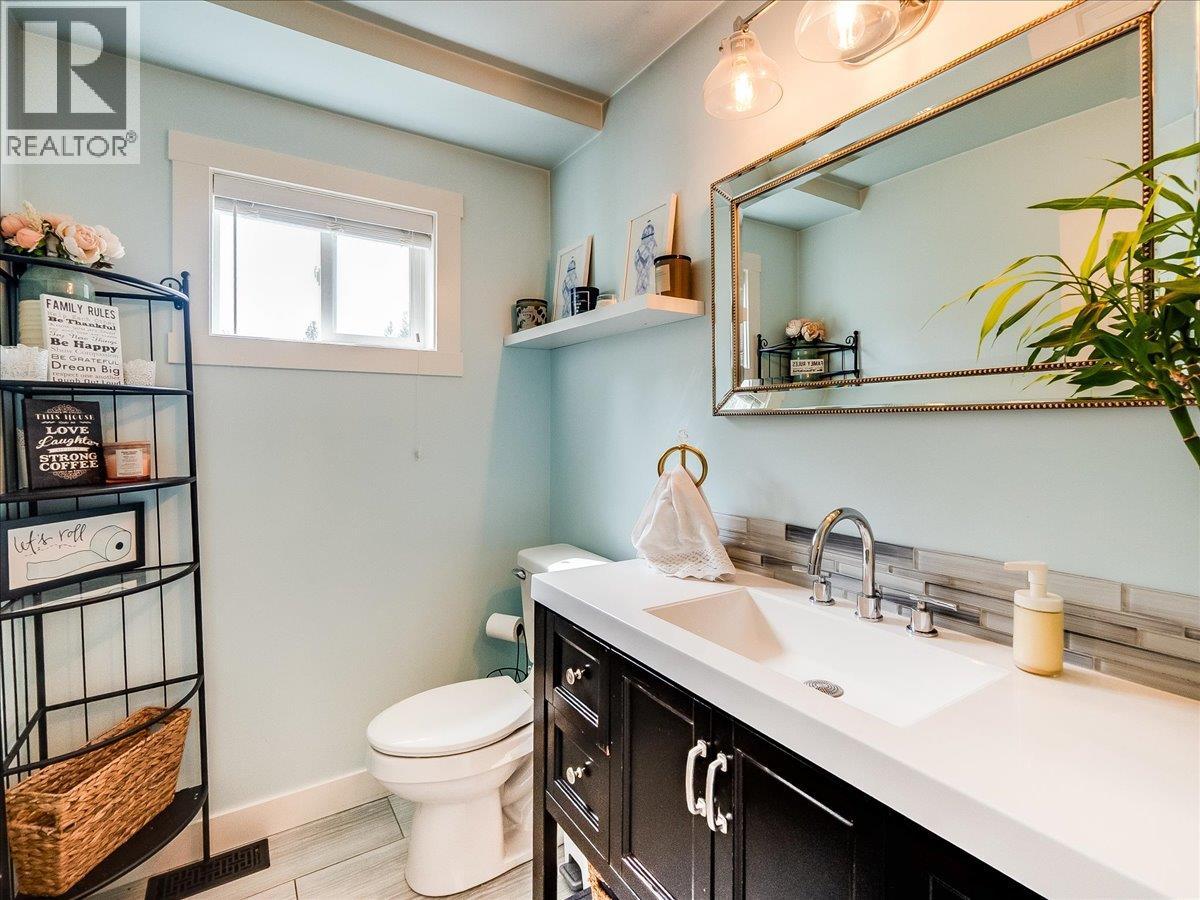148 100th Street, Castlegar, British Columbia  V1N 3C5 - Photo 39 - 10385327