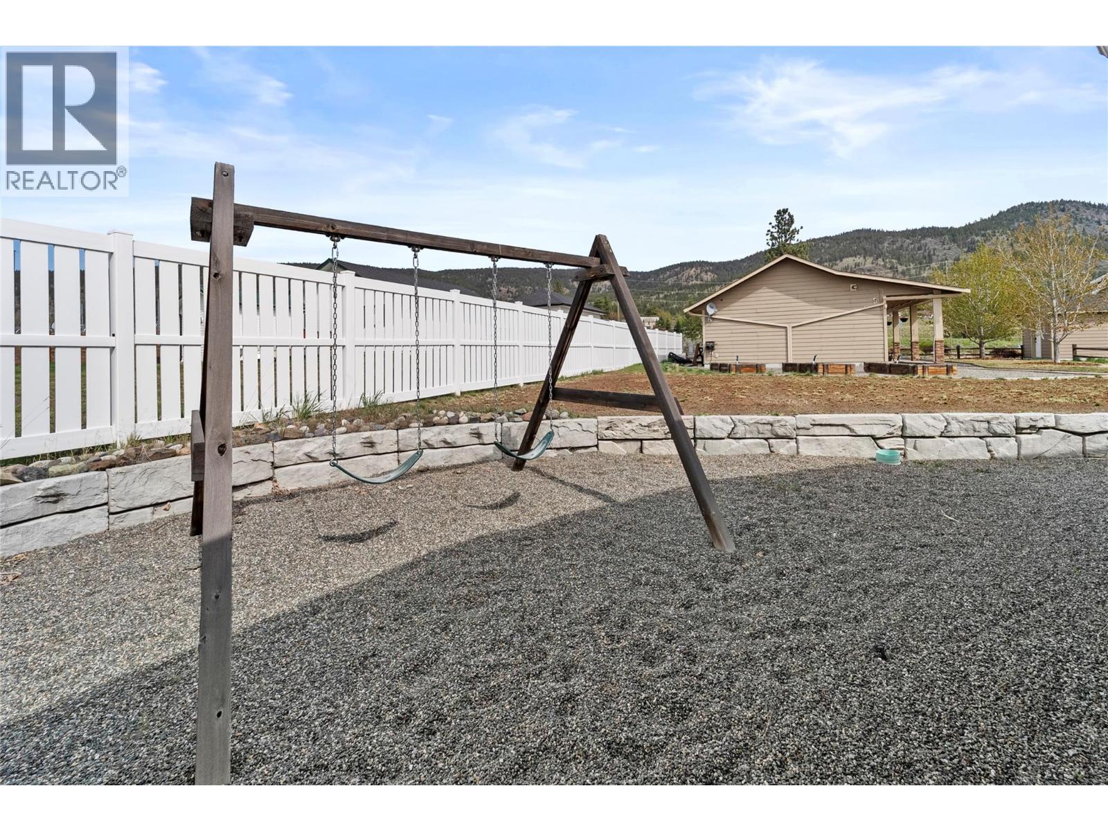 2414 Spring Bank Avenue, Merritt, British Columbia  V1K 1S1 - Photo 42 - 10384511