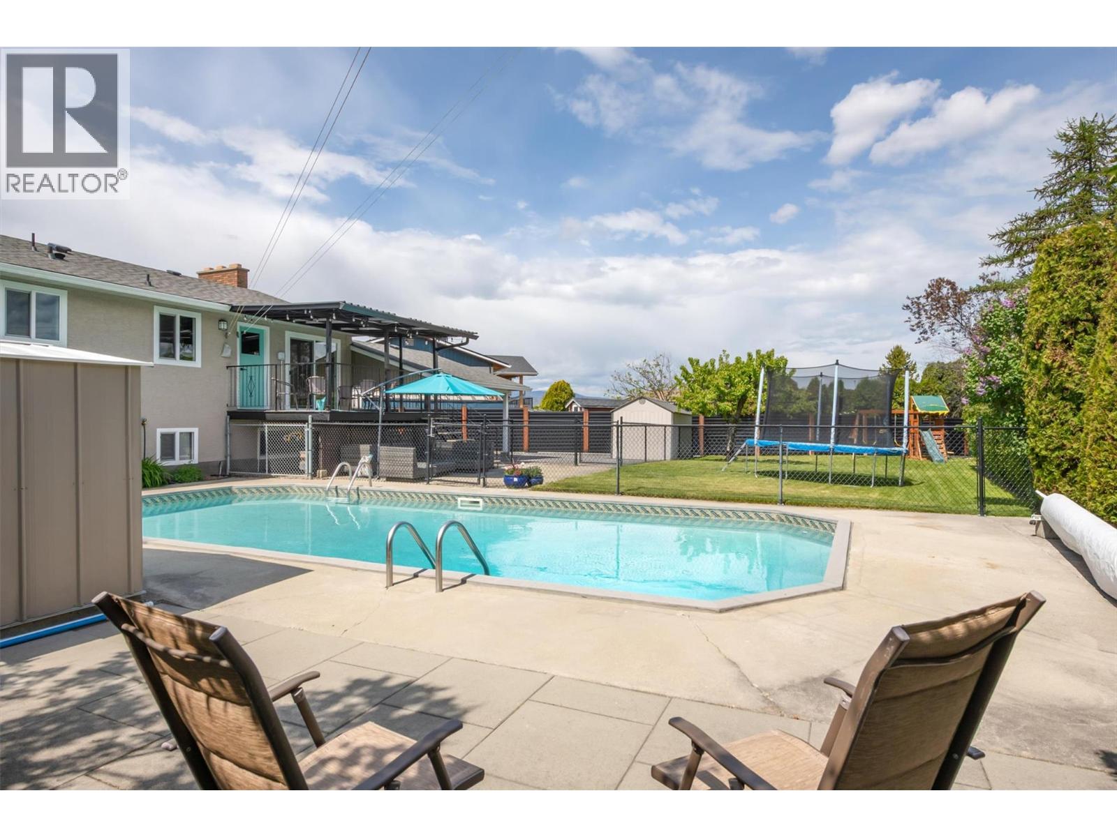 210 Pisces Road, Kelowna, British Columbia  V1X 1E9 - Photo 2 - 10384049