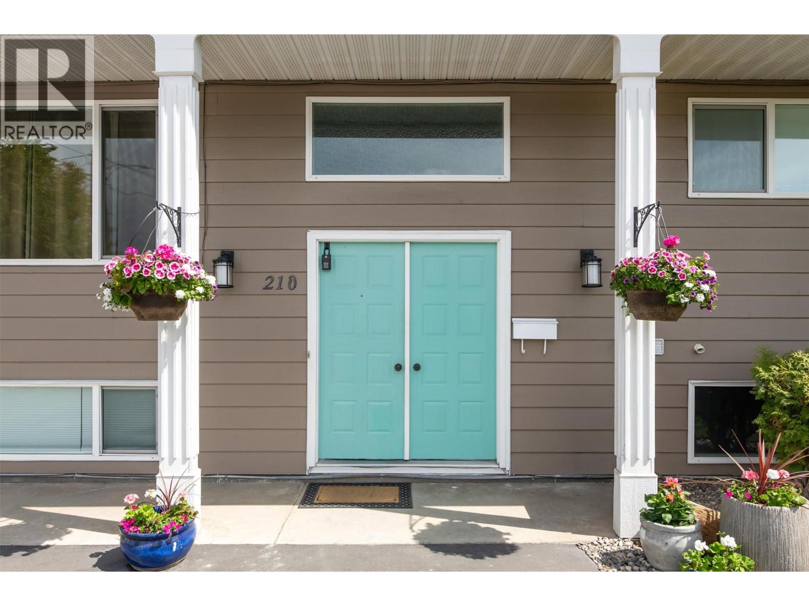 210 Pisces Road, Kelowna, British Columbia  V1X 1E9 - Photo 5 - 10384049