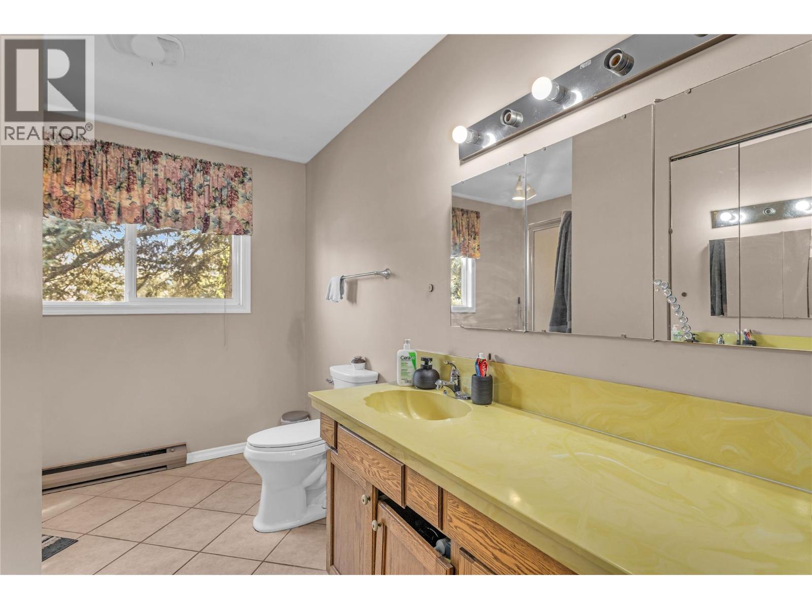 1525 Friesen Road, Kelowna, British Columbia  V1X 4X7 - Photo 18 - 10383970