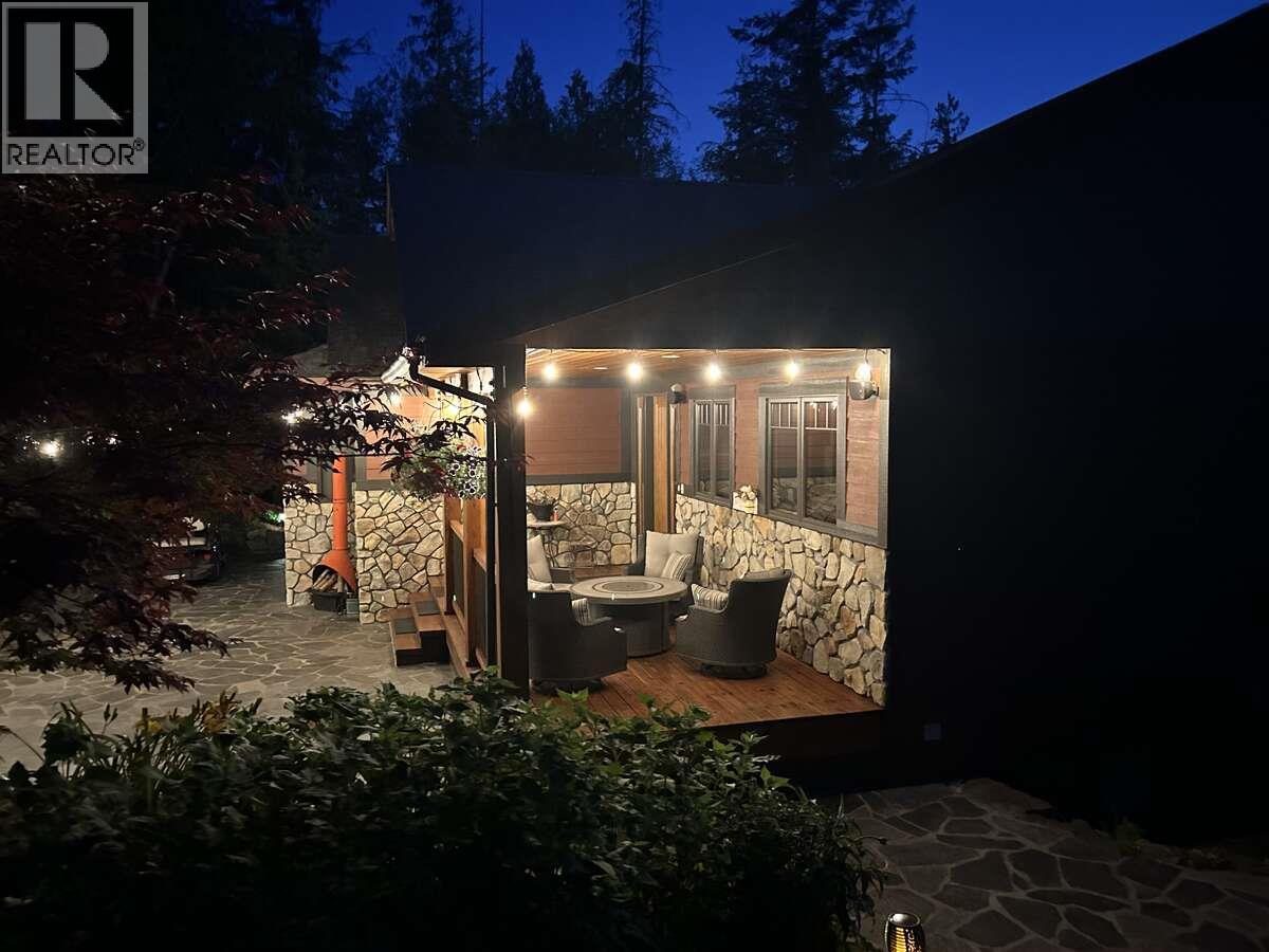 82 Walker Road, Enderby, British Columbia  V0E 1V5 - Photo 5 - 10385661