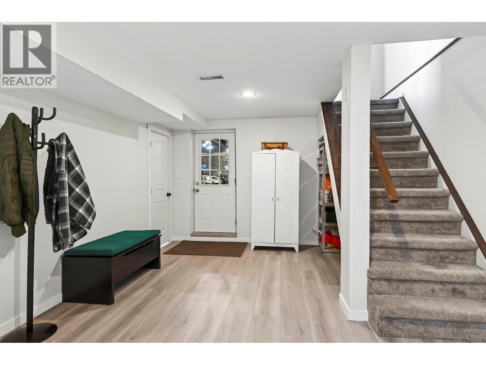 5890 Todd Road, Kamloops, British Columbia  V2C 5V6 - Photo 17 - 10385238
