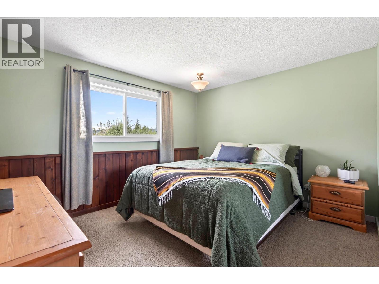 5890 Todd Road, Kamloops, British Columbia  V2C 5V6 - Photo 2 - 10385238
