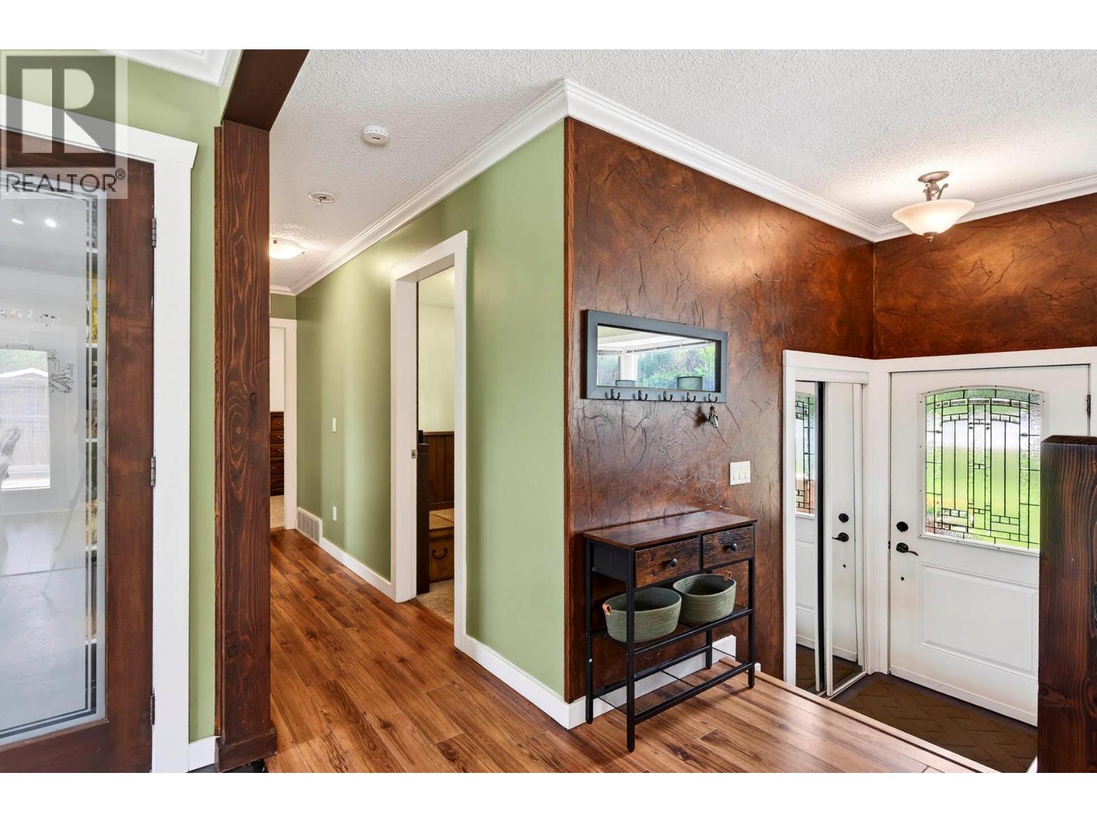 5890 Todd Road, Kamloops, British Columbia  V2C 5V6 - Photo 34 - 10385238