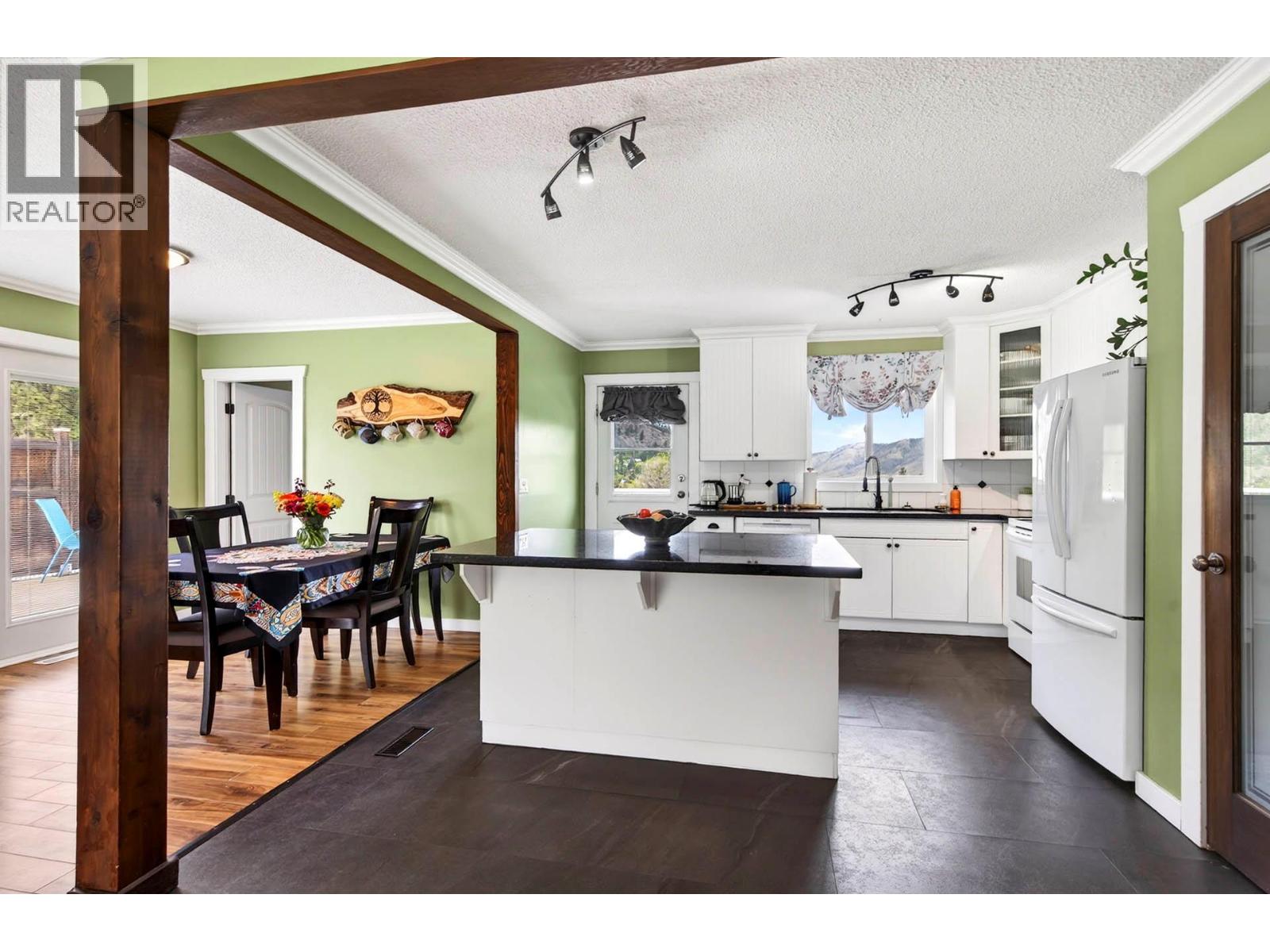 5890 Todd Road, Kamloops, British Columbia  V2C 5V6 - Photo 62 - 10385238