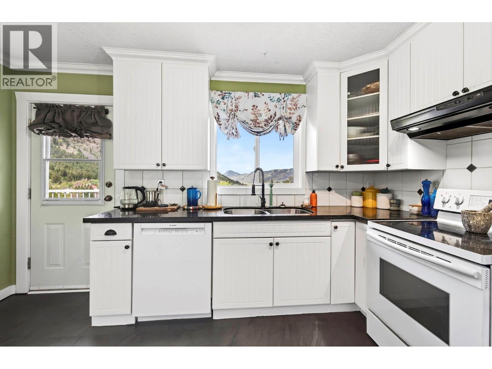 5890 Todd Road, Kamloops, British Columbia  V2C 5V6 - Photo 66 - 10385238