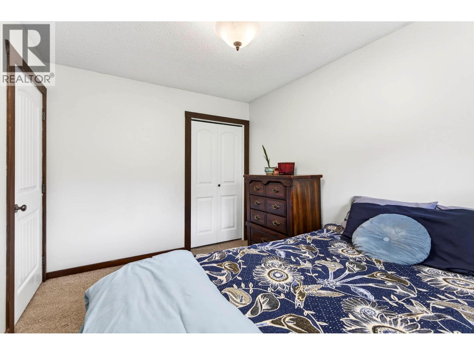 5890 Todd Road, Kamloops, British Columbia  V2C 5V6 - Photo 7 - 10385238