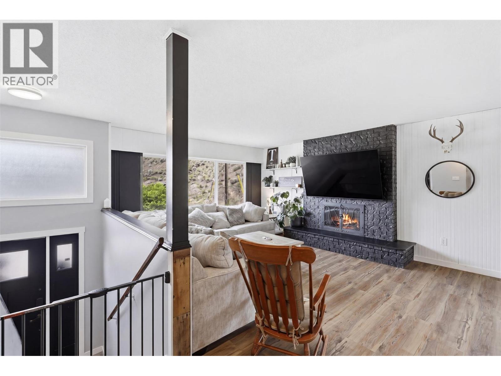 1272 Nugget Road, Cache Creek, British Columbia  V0K 1H0 - Photo 4 - 10385116