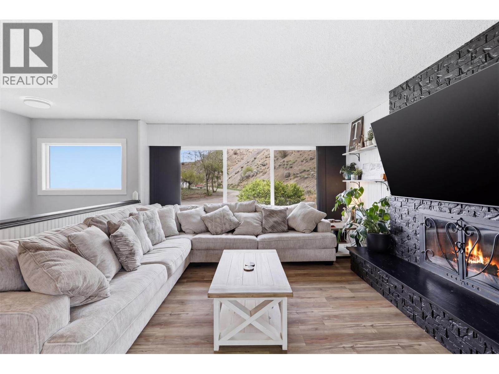 1272 Nugget Road, Cache Creek, British Columbia  V0K 1H0 - Photo 6 - 10385116