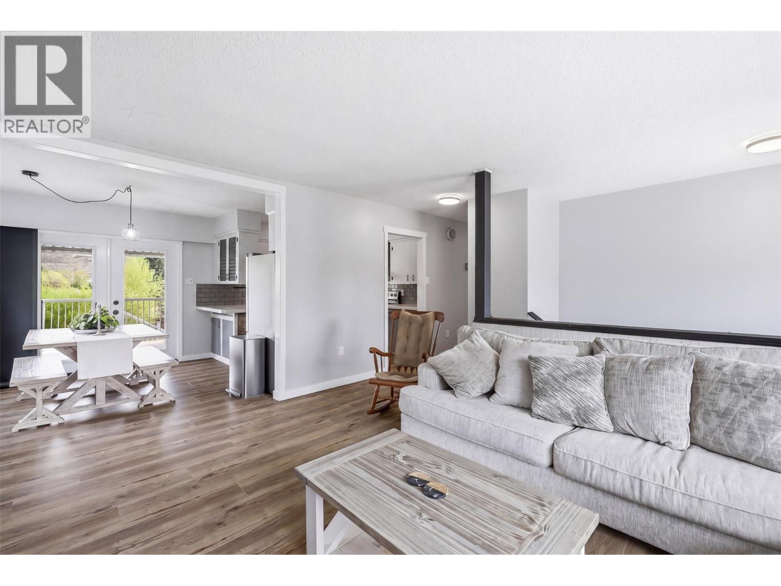 1272 Nugget Road, Cache Creek, British Columbia  V0K 1H0 - Photo 8 - 10385116