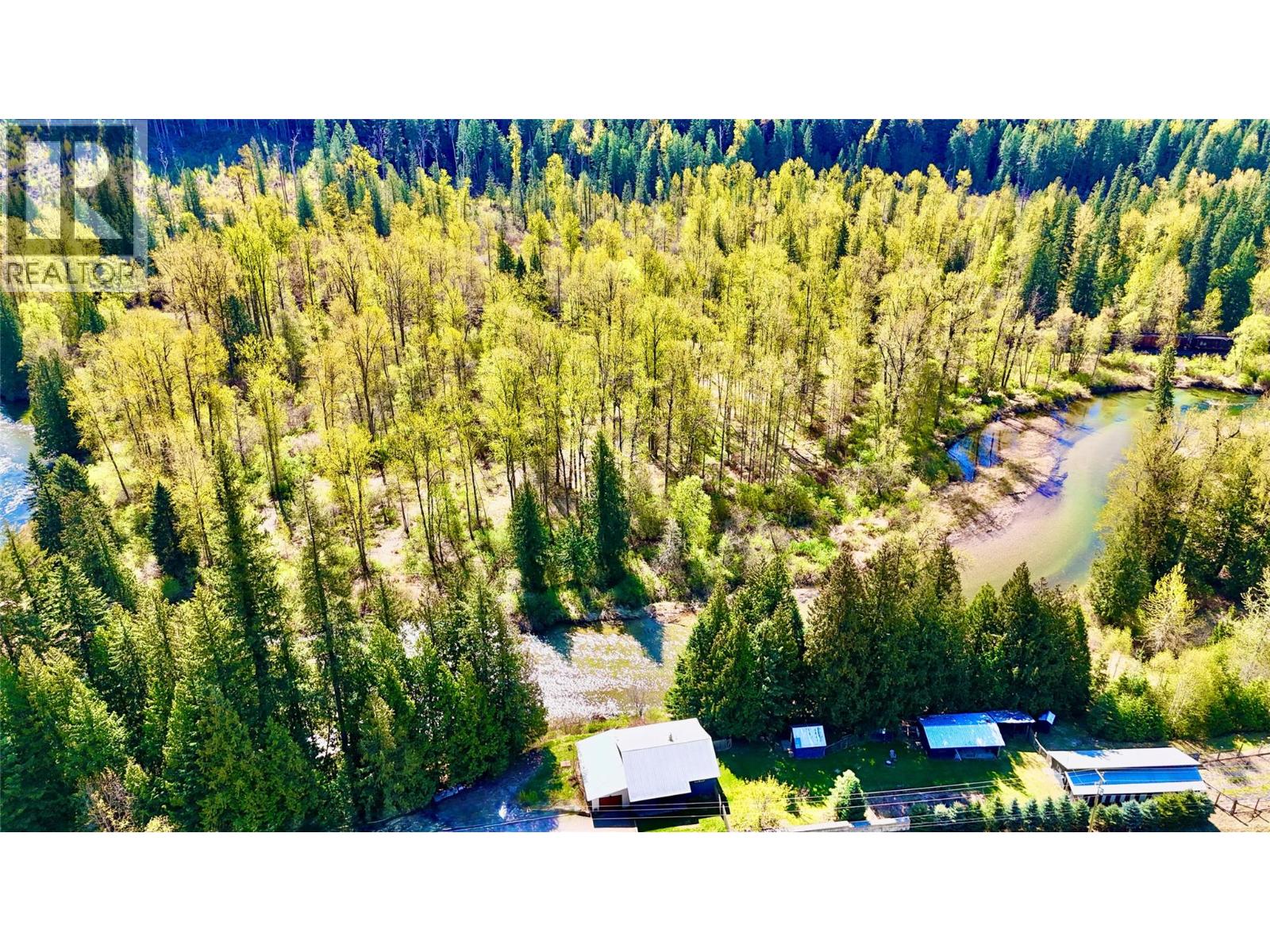 5704 Trans Canada Highway, Malakwa, British Columbia  V0E 2J0 - Photo 41 - 10385110