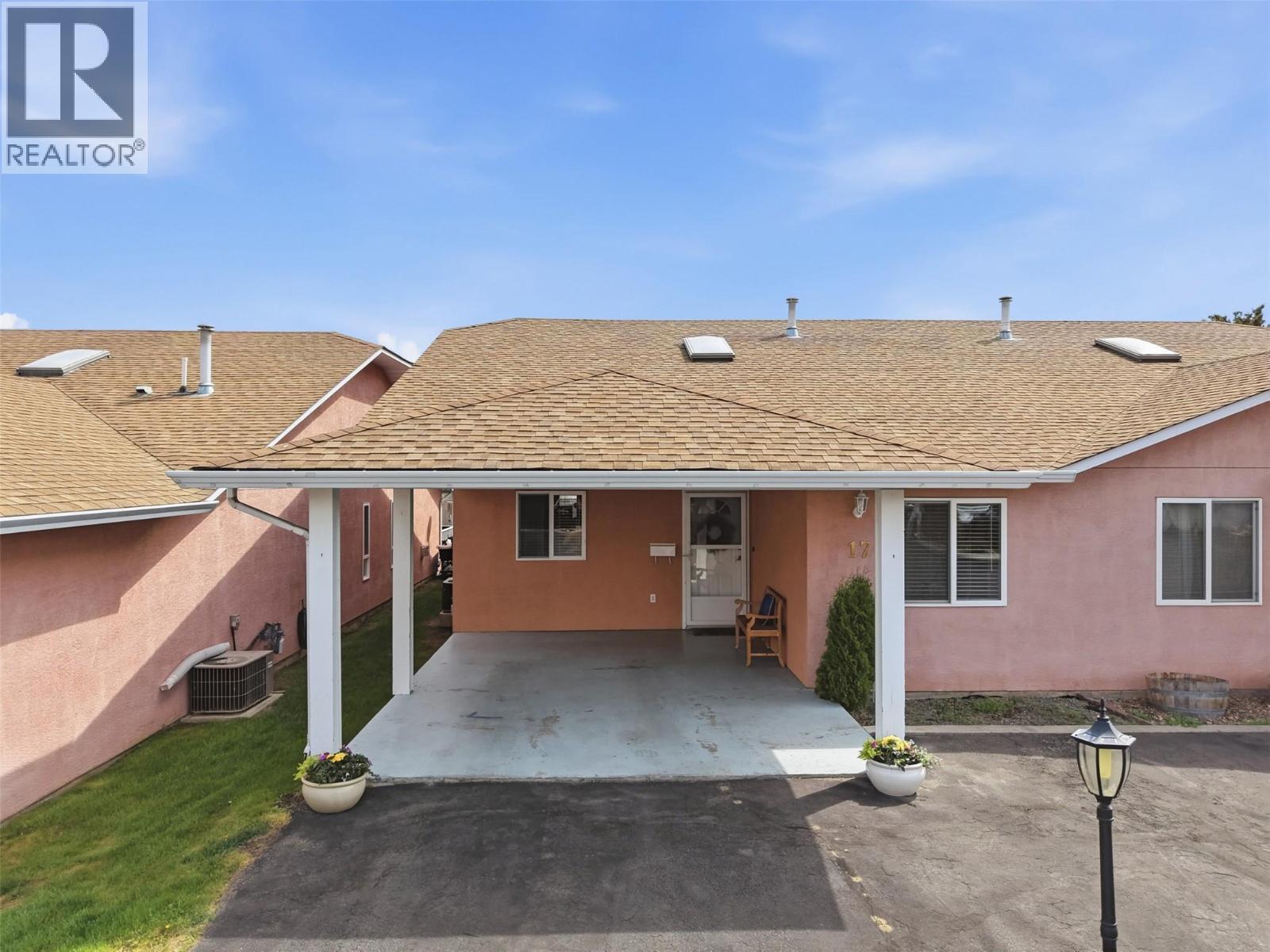 1285 14th Street Unit# 17, Kamloops, British Columbia  V2B 8K9 - Photo 3 - 10381552