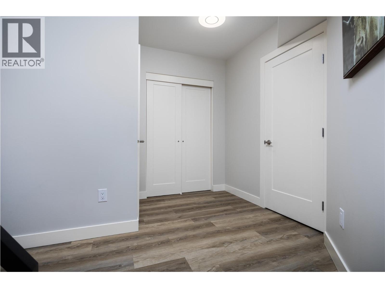 5951 Heritage Drive Unit# 10, Vernon, British Columbia  V1H 1Z5 - Photo 29 - 10385638