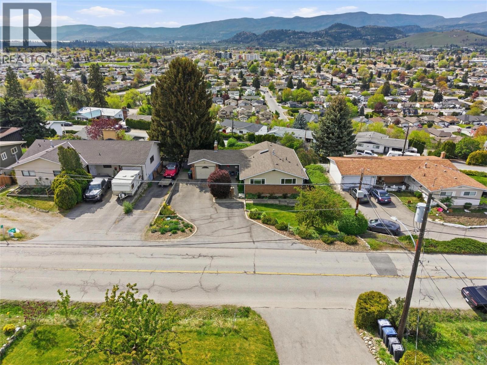869 Mckenzie Road, Kelowna, British Columbia  V1X 2B4 - Photo 5 - 10385468