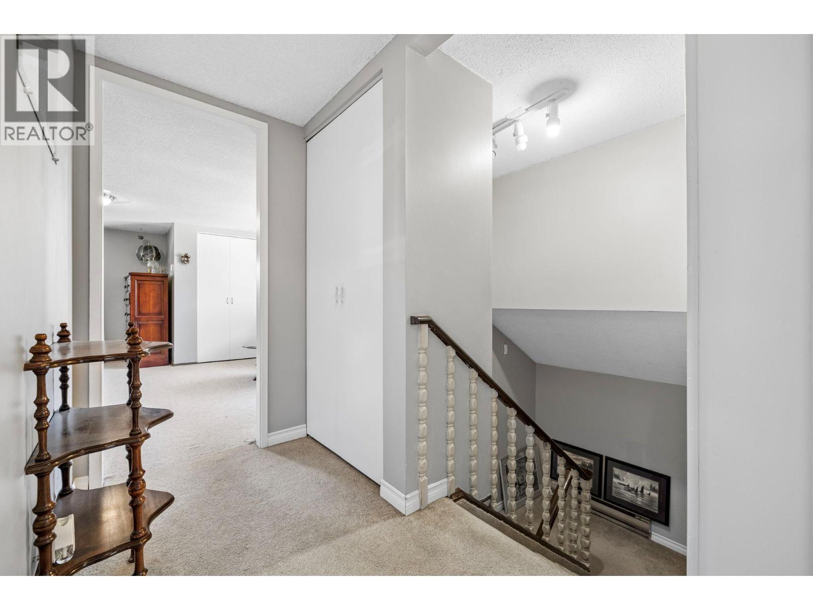 660 Sparrow Road, Kelowna, British Columbia  V1X 4E1 - Photo 28 - 10385354