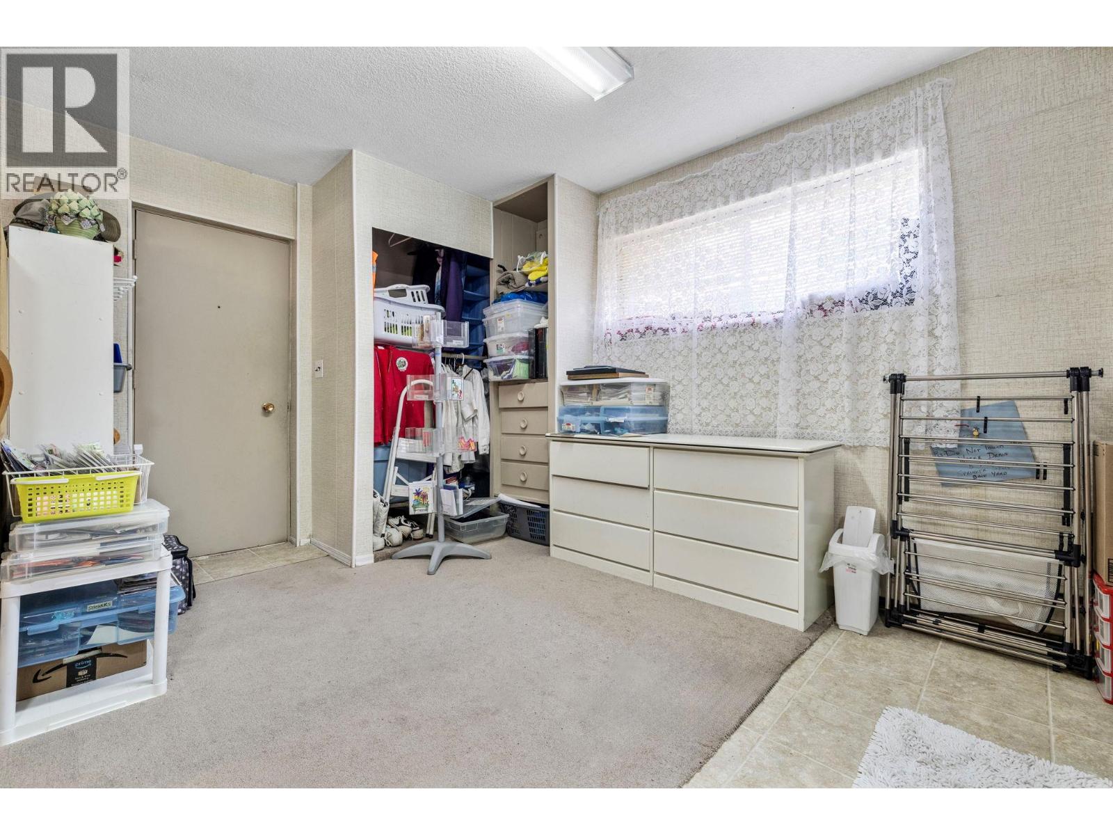 660 Sparrow Road, Kelowna, British Columbia  V1X 4E1 - Photo 39 - 10385354