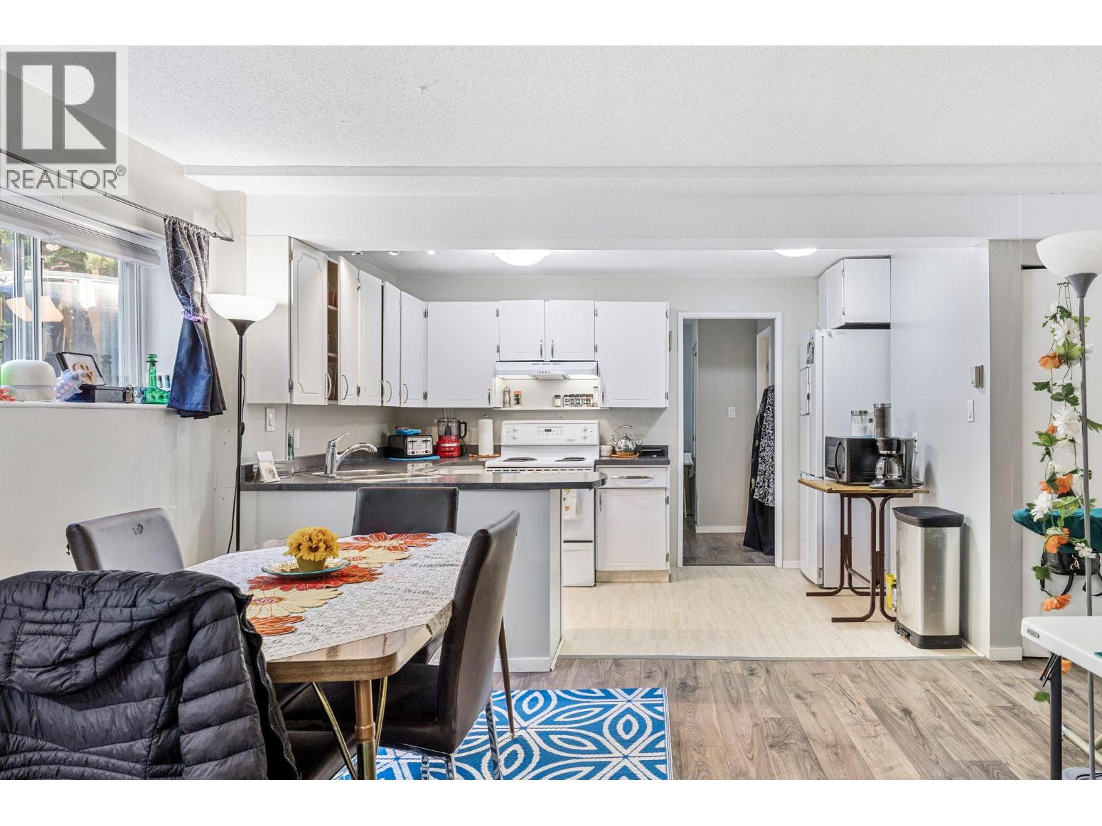 660 Sparrow Road, Kelowna, British Columbia  V1X 4E1 - Photo 45 - 10385354