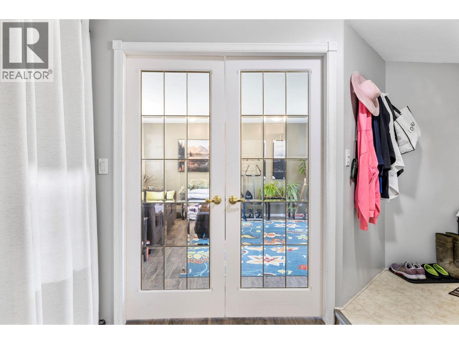 660 Sparrow Road, Kelowna, British Columbia  V1X 4E1 - Photo 48 - 10385354